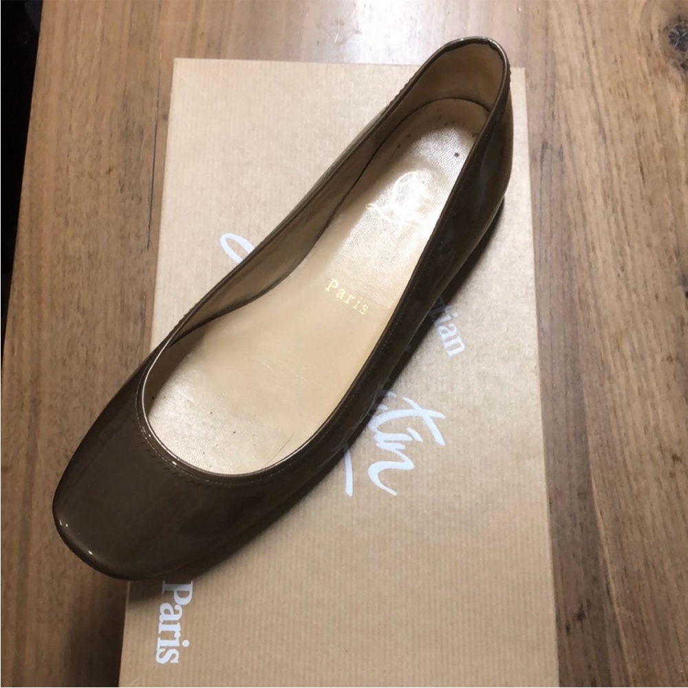 Christian Louboutin Taupe Ballerina Flat Patent Calf, size 38.5